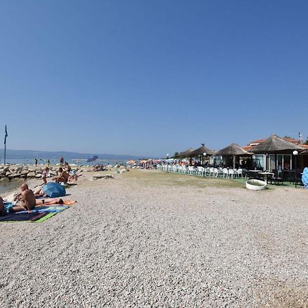 Apartment Vicko Omiš Kültér fotó